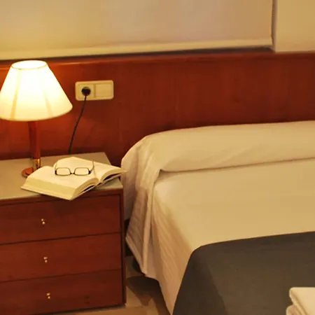 Apartahotel Napols - Abapart 2*